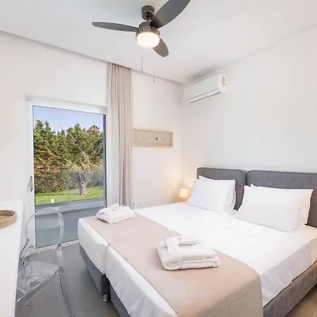 Villa Melia With Heated Pool *