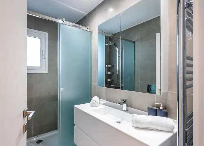 Villa Melia With Heated Pool