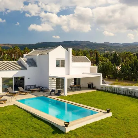 Melia With Heated Pool Villa *