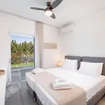 Villa Melia With Heated Pool *