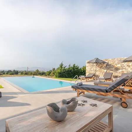 Melia With Heated Pool * İstanköy